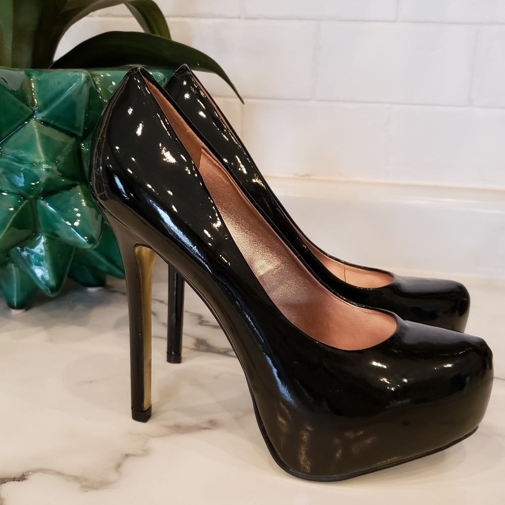 STEVE MADDEN SIZE 8
